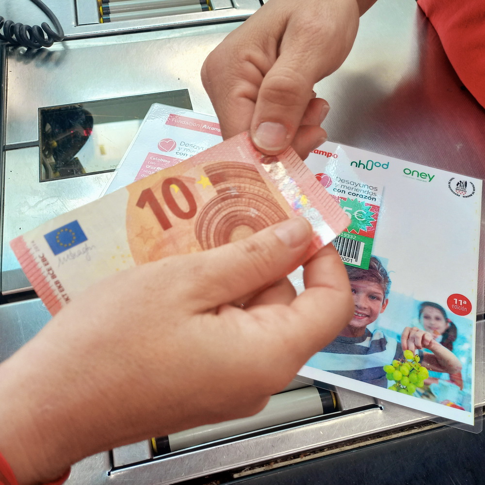 En los Alcampo de la provincia de Granada se han donado 1.076 euros gracias a la campaña ‘Desayunos y Meriendas con Corazón’